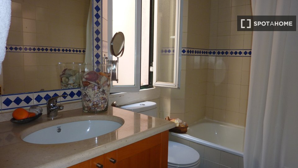 Apartment mono Lisbon, 60m² — photo 1
