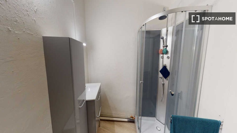 Double room Montpellier, 6 beds, 200m² — photo 14