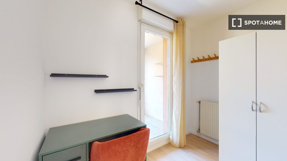 Double room Marseille, 8 beds — photo 11