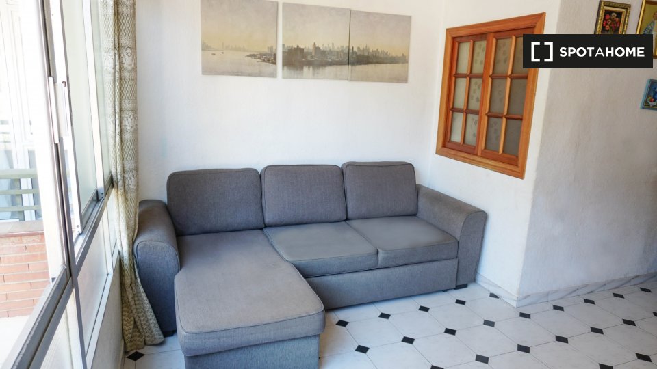 Apartment Barcelona, 3 beds, 75m² — photo 3
