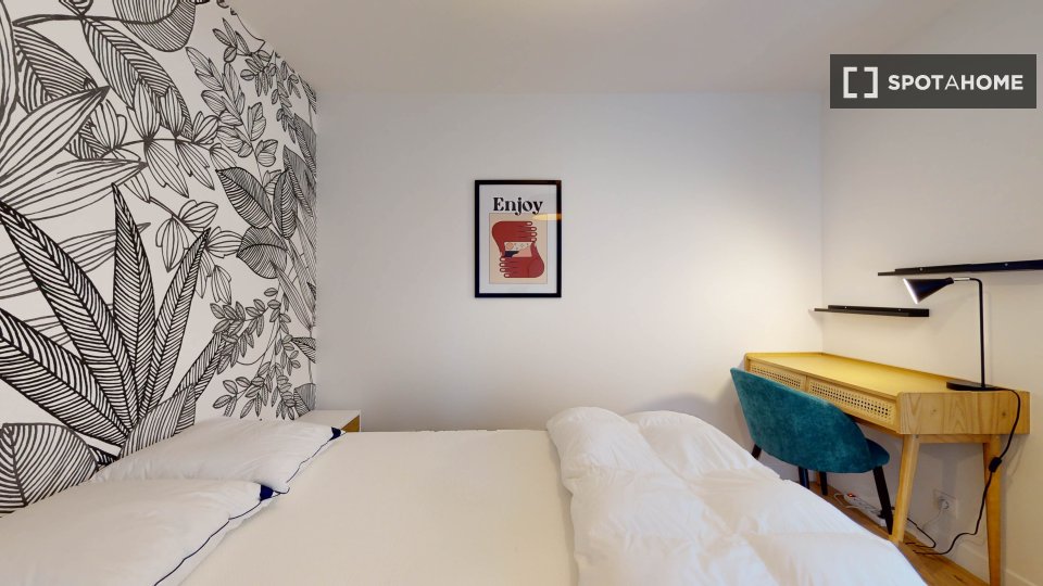 Double room Paris, 15 beds — photo 1