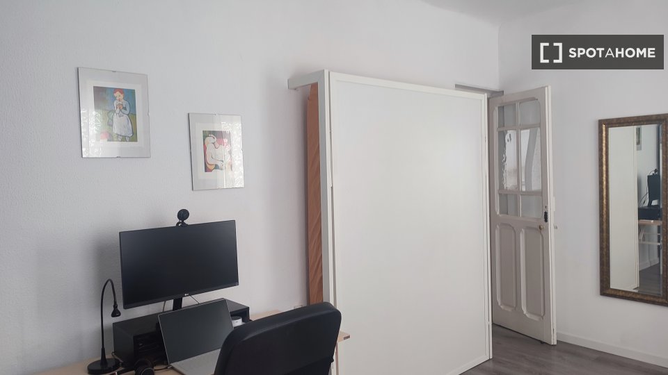 Apartment Madrid, 1 bed, 40m² — photo 2