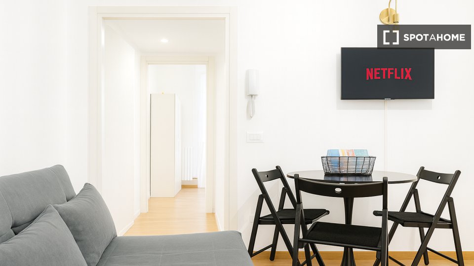 Apartment Milan, 1 bed — photo 25