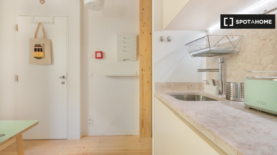 Apartment mono Lisbon, 27m² — photo 6