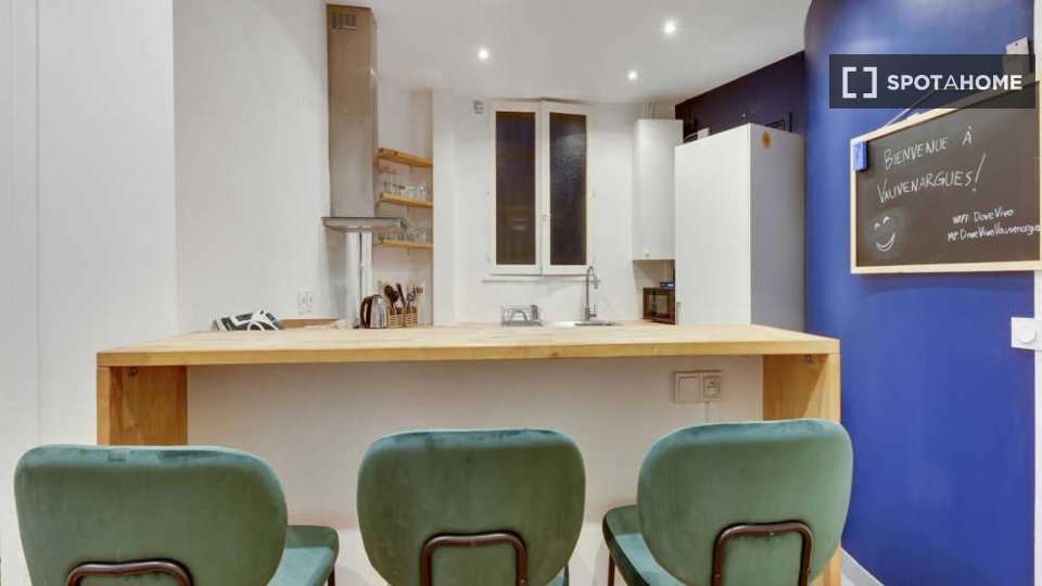 Double room Paris, 6 beds, 80m² — photo 14