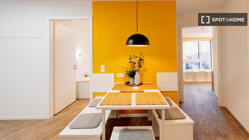 Double room Berlin, 3 beds, 36m² — photo 40