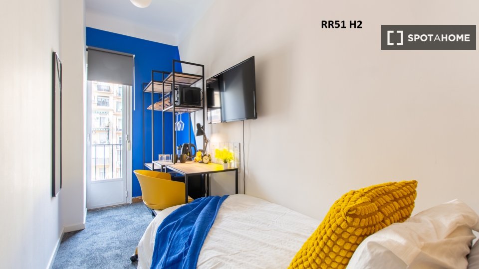 Double room Madrid, 5 beds — photo 2