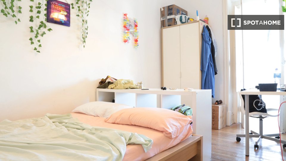 Double room Lisbon, 4 beds — photo 1