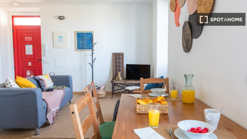 Apartment Lisbon, 2 beds — photo 9