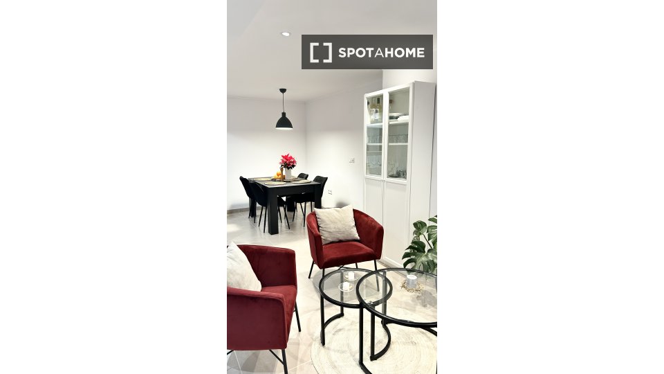 Double room Valencia, 2 beds — photo 14