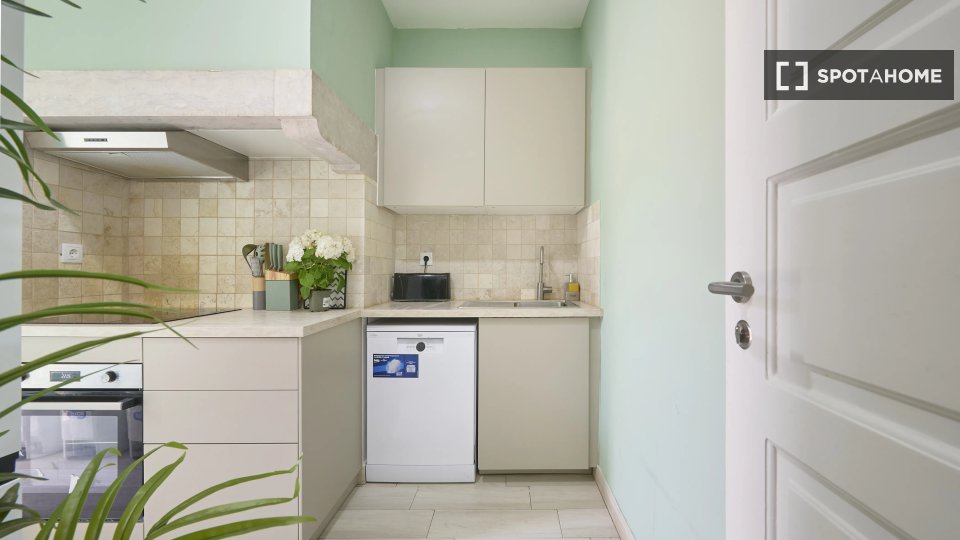 Double room Lisbon, 7 beds — photo 19