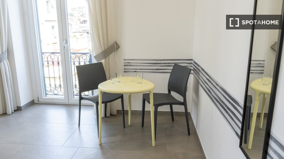 Apartment mono Naples — photo 2