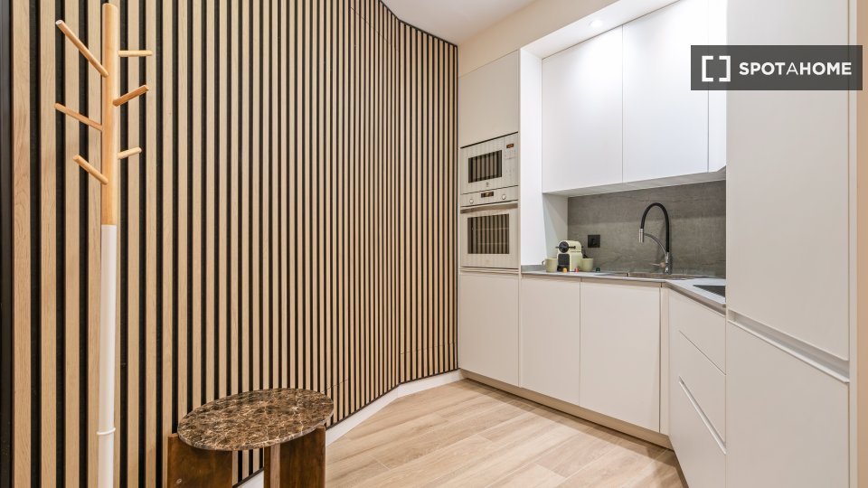 Apartment Madrid, 1 bed, 50m² — photo 14