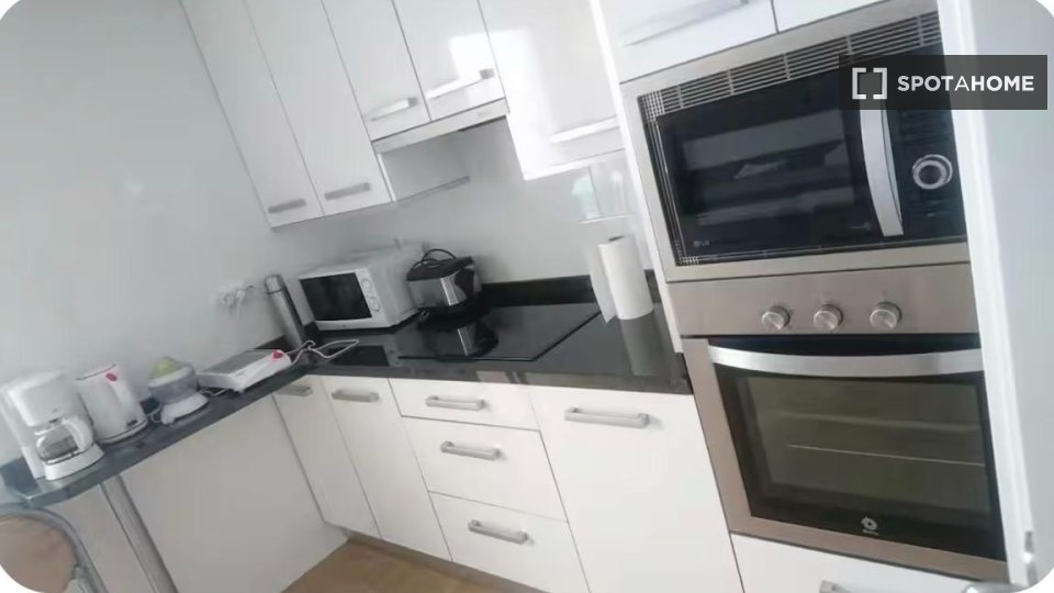 Double room Malaga, 4 beds, 90m² — photo 3