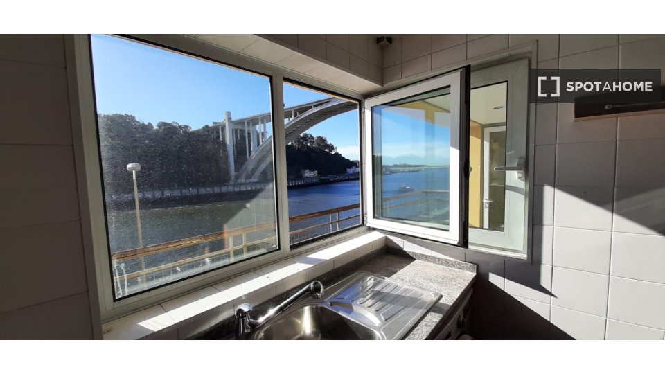 Apartment Porto, 2 beds, 124m² — photo 9