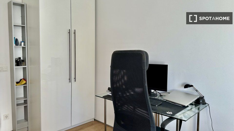 Apartment Lisbon, 3 beds, 110m² — photo 10