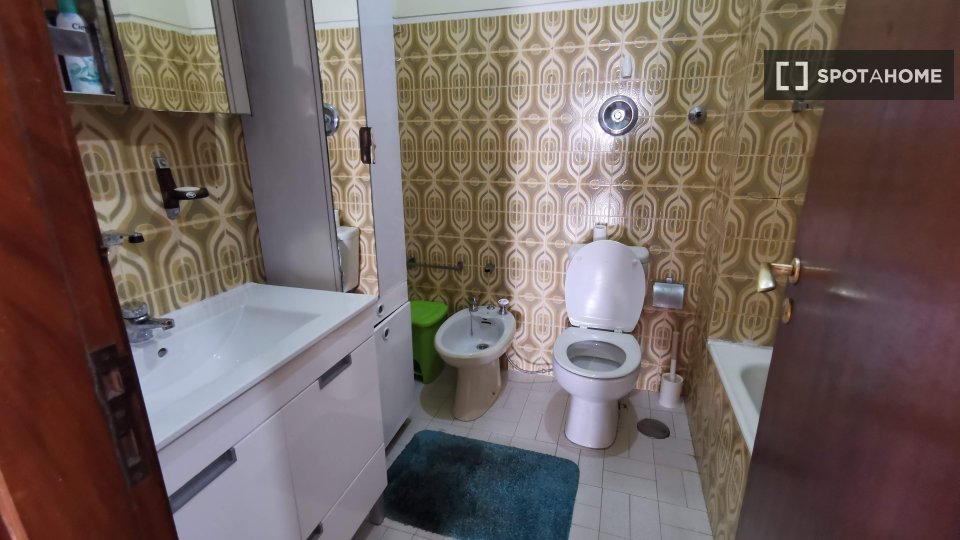 Double room Porto, 5 beds, 150m² — photo 9