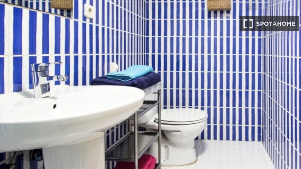Double room Madrid, 1 bed, 200m² — photo 6