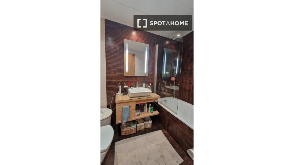 Apartment Lisbon, 1 bed, 75m² — photo 7