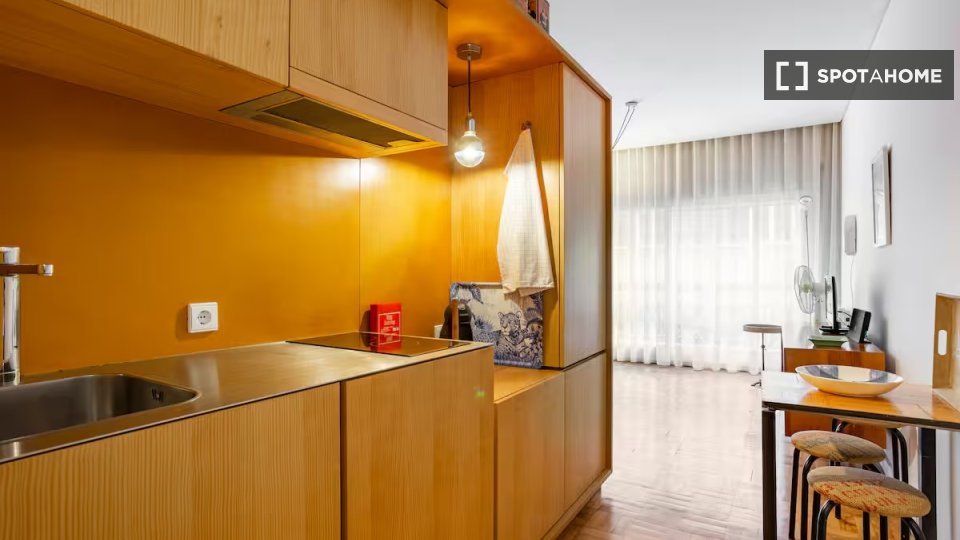 Apartment Porto, 1 bed, 41m² — photo 17