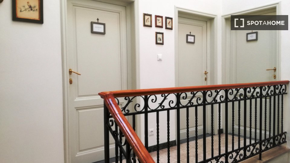 Double room Florence, 3 beds, 160m² — photo 5