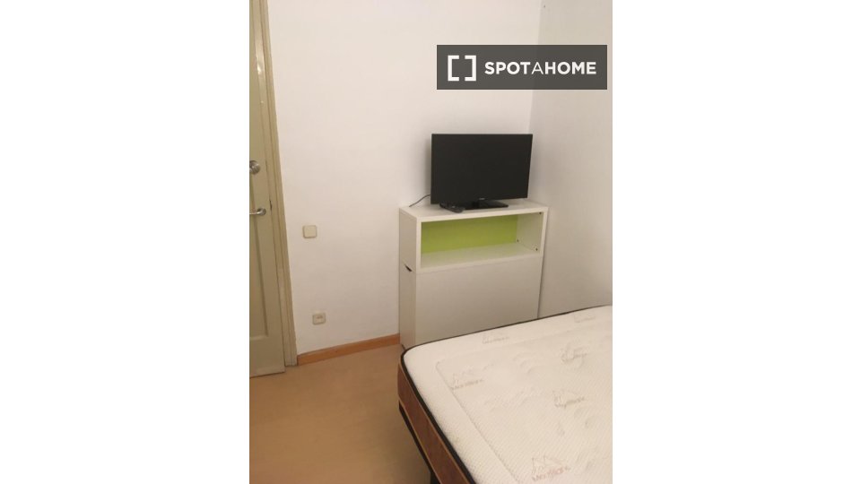 Double room Barcelona, 4 beds — photo 13