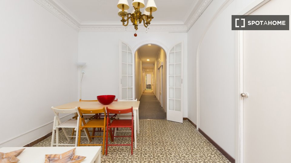 Double room Barcelona, 6 beds, 100m² — photo 15