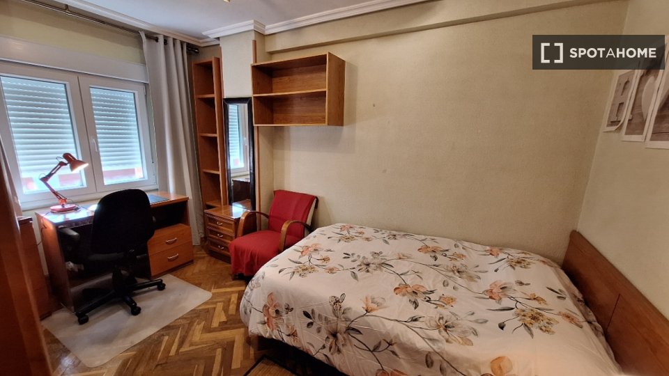 Double room Salamanca, 5 beds — photo 29
