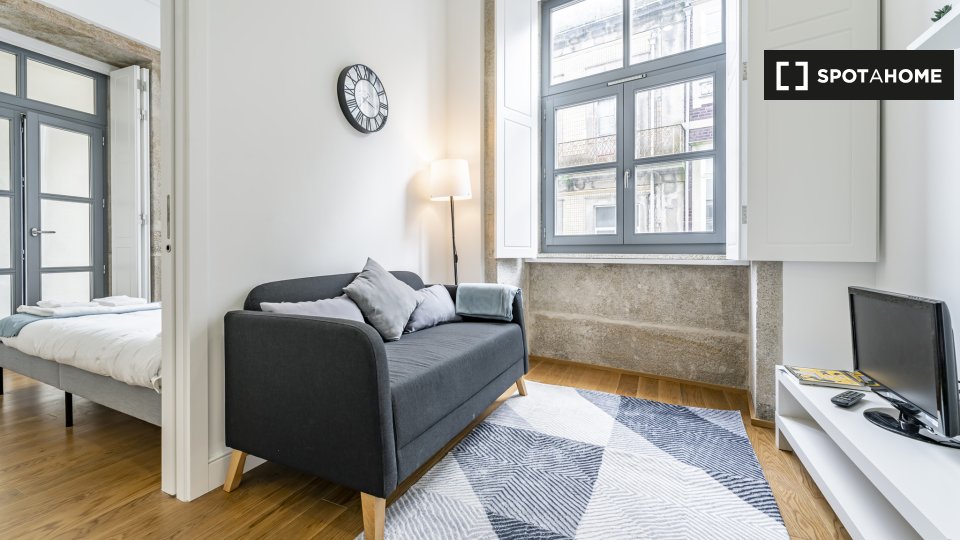 Apartment Porto, 1 bed, 35m² — photo 16