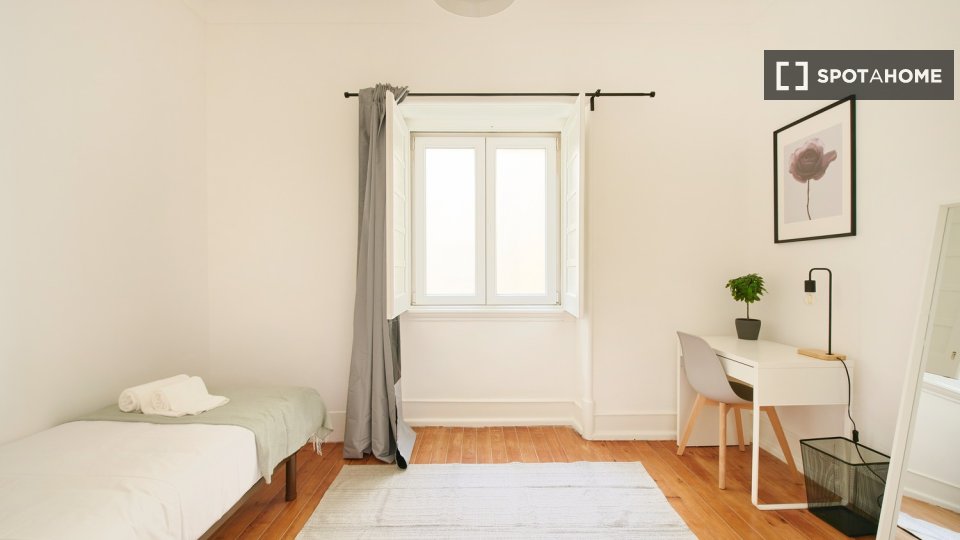 Double room Lisbon, 7 beds — photo 3