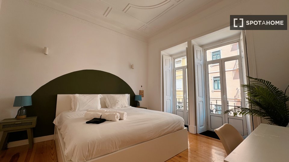 Double room Lisbon, 6 beds, 140m² — photo 50