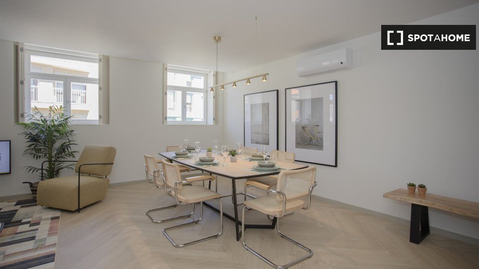 Apartment Porto, 2 beds, 105m² — photo 1