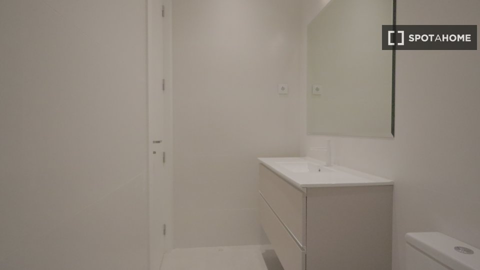 Apartment Madrid, 2 beds, 105m² — photo 4