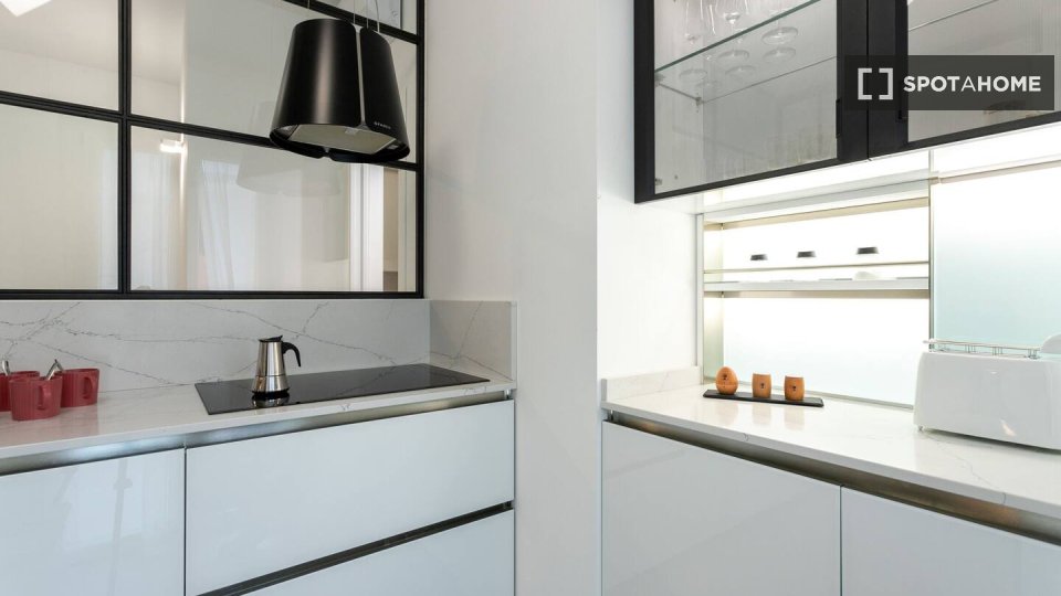Apartment Milan, 2 beds, 85m² — photo 8
