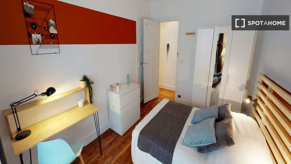 Double room Paris, 5 beds, 120m² — photo 10