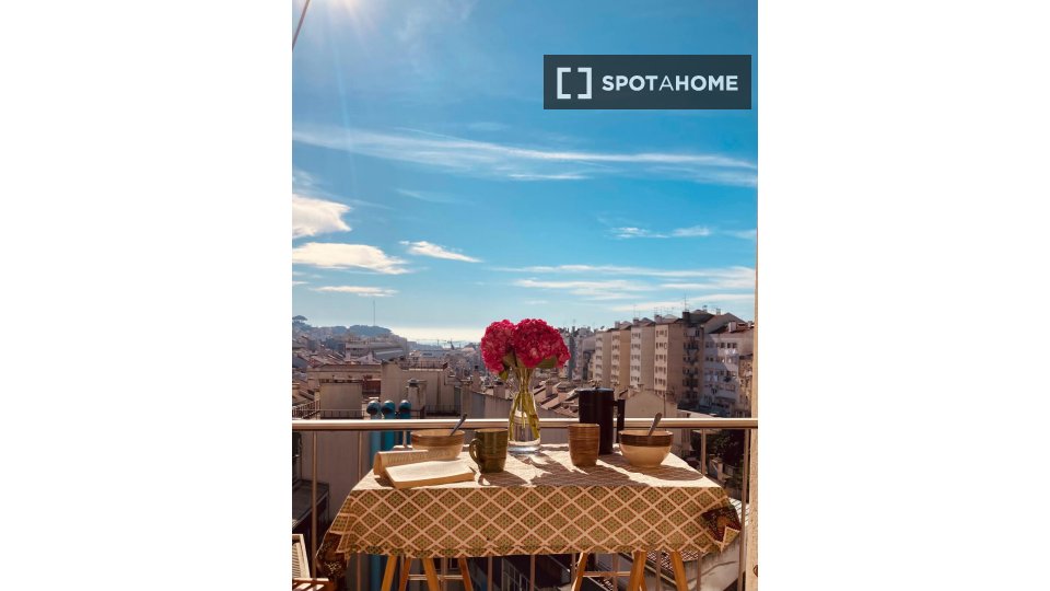 Double room Lisbon, 4 beds, 190m² — photo 4