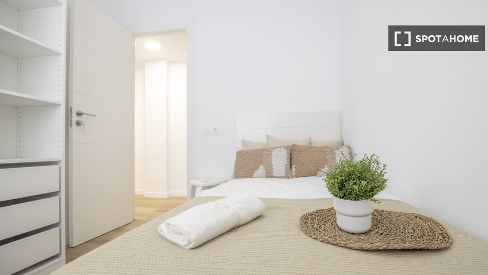 Chambre double Valence, 5 chambres, 100m² — photo 32