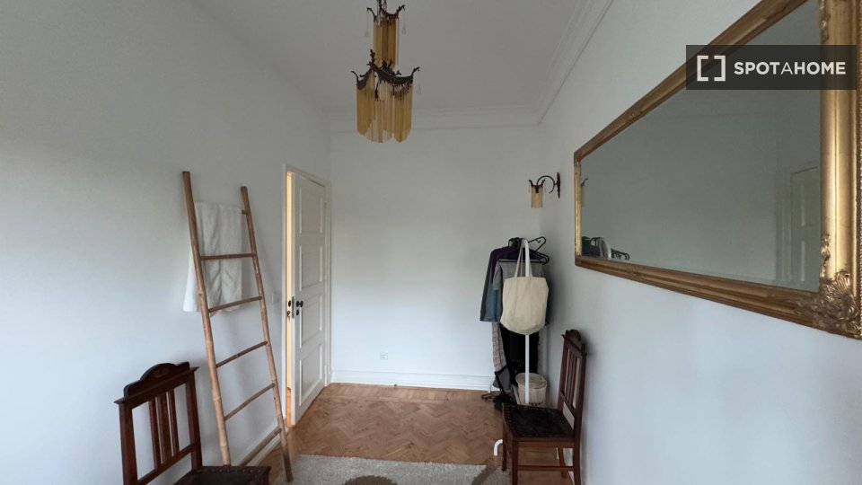 Double room Lisbon, 4 beds, 120m² — photo 4