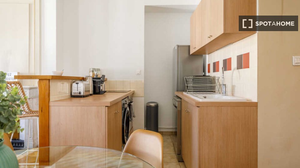 Double room Lyon, 4 beds, 120m² — photo 10