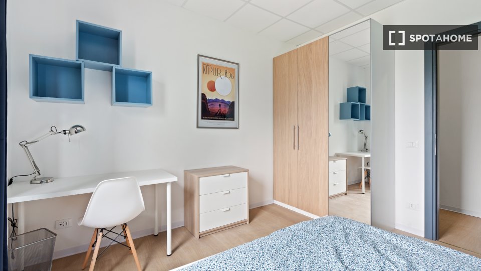 Double room Milan, 7 beds, 165m² — photo 8
