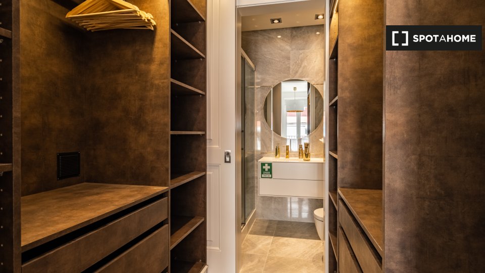 Apartment Lisbon, 2 beds — photo 13