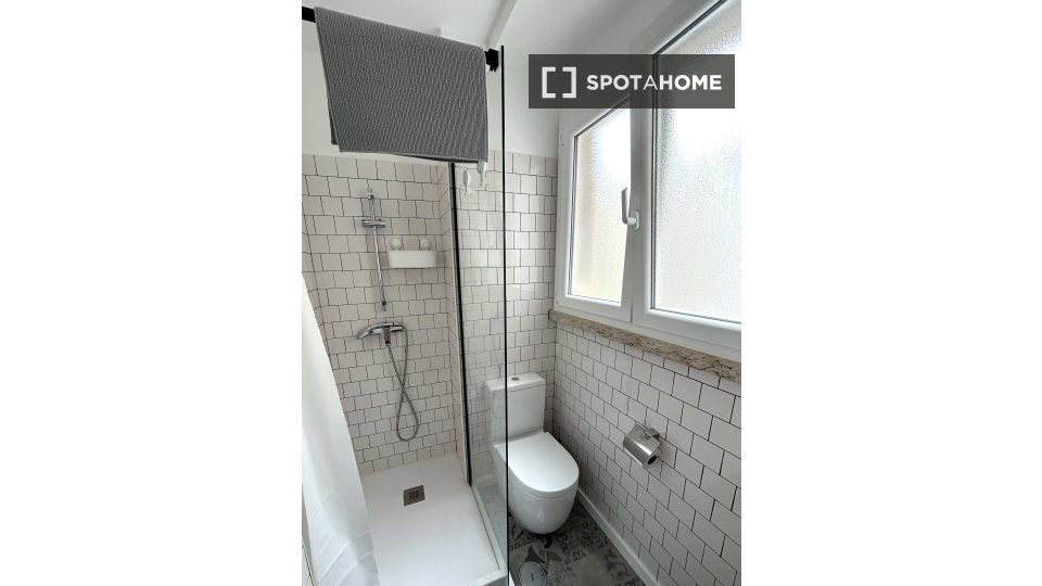 Apartment Lisbon, 3 beds, 100m² — photo 3