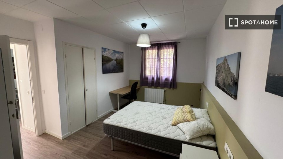 Double room Barcelona, 6 beds, 227m² — photo 36