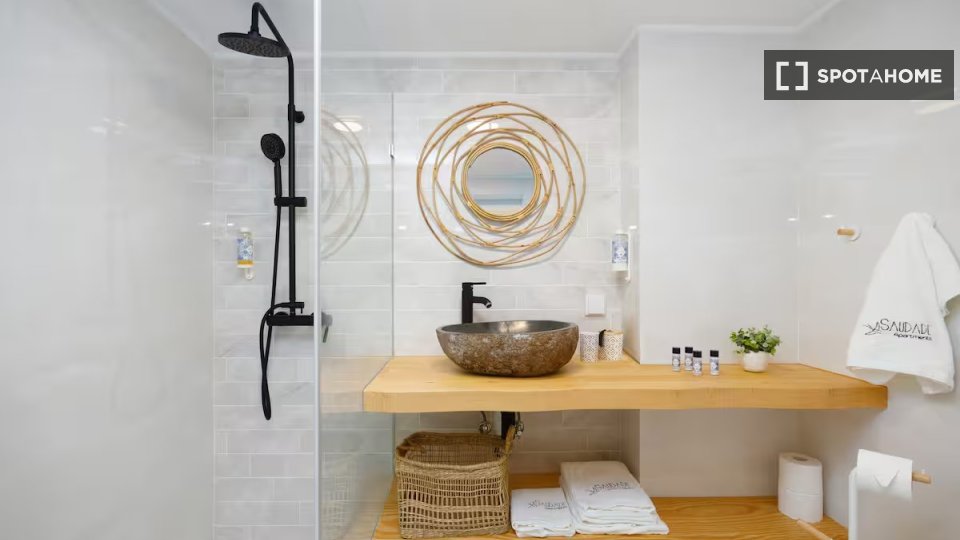 Apartment mono Lisbon — photo 16