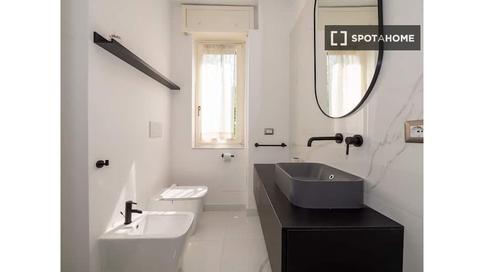 Apartment Milan, 2 beds — photo 13
