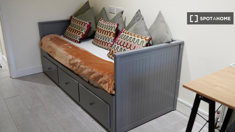 Apartment London, 1 bed — photo 8