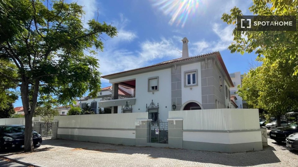 Double room Lisbon, 6 beds, 20m² — photo 9
