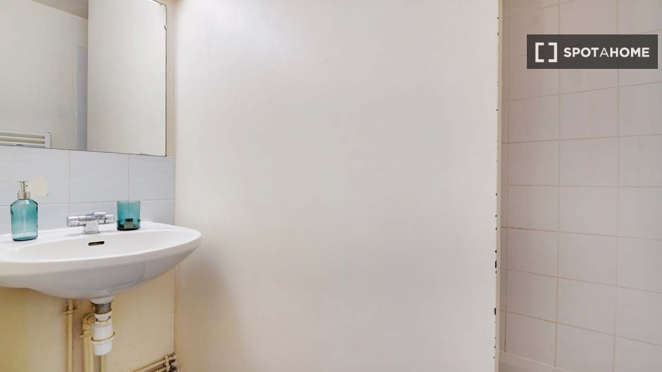 Double room Paris, 5 beds — photo 17