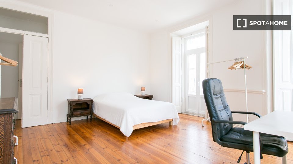 Double room Lisbon, 8 beds — photo 2