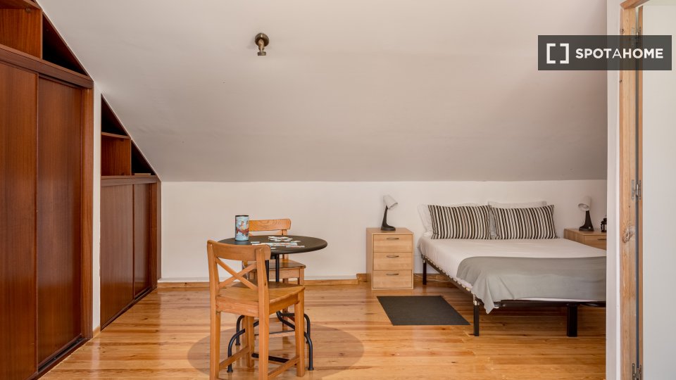 Apartment Lisbon, 3 beds — photo 1